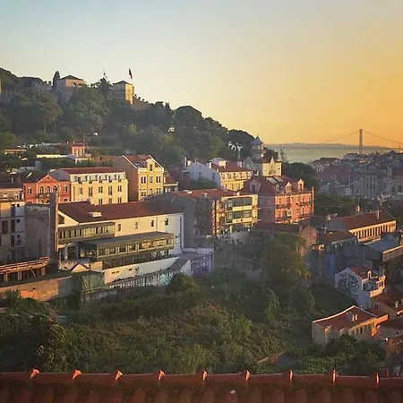 Divine House Of Graca Lisboa